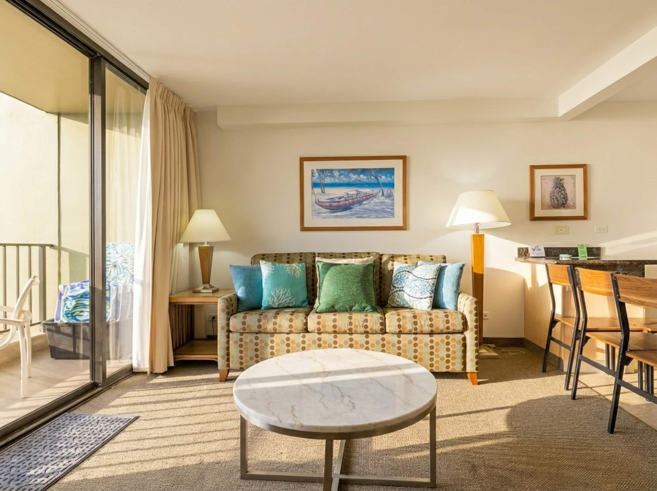 Condo in Honolulu · ★4.87 · 1 bedroom · 3 beds · 1 bath - Image 2