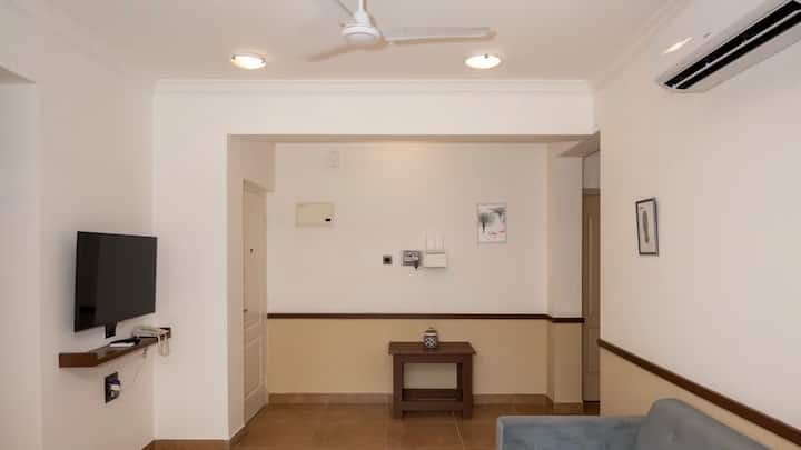Living room image 3