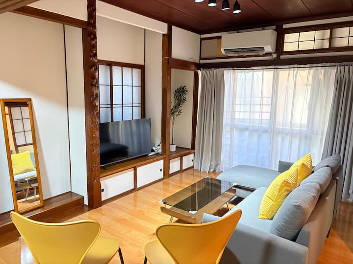 Entire Home For 8 | 3br | 5 Beds | Free Parking - Niigata