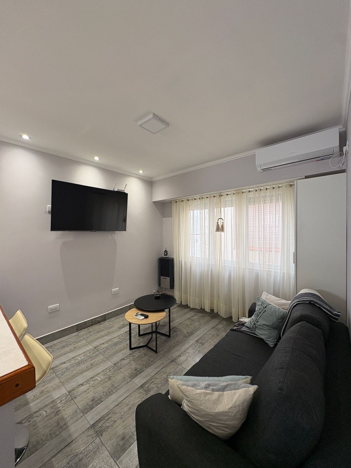 Anuncio de Airbnb popular: All amenities 50 meters from the sea. en Necochea