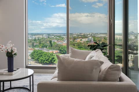 Modern Stylish Apartment, Heart of Parramatta CBD