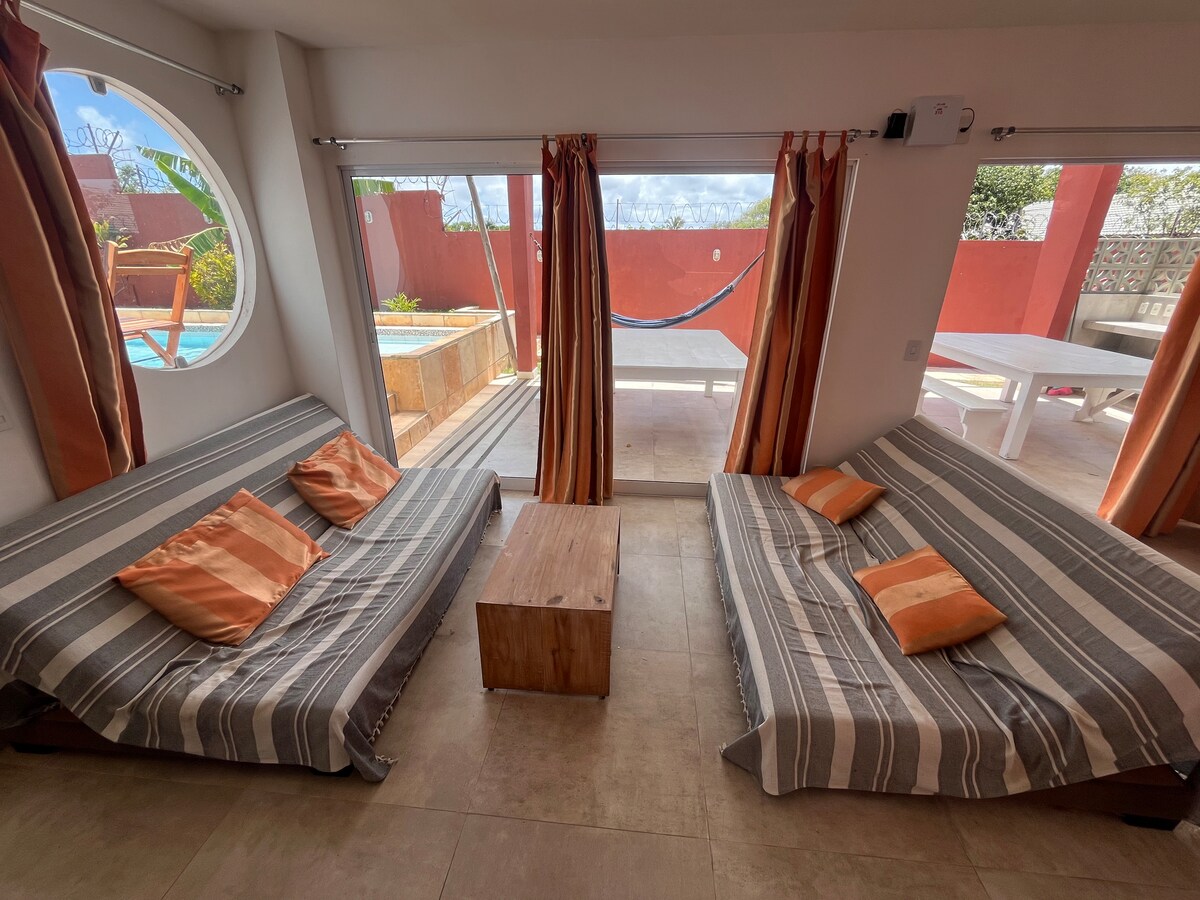 غرفة المعيشة