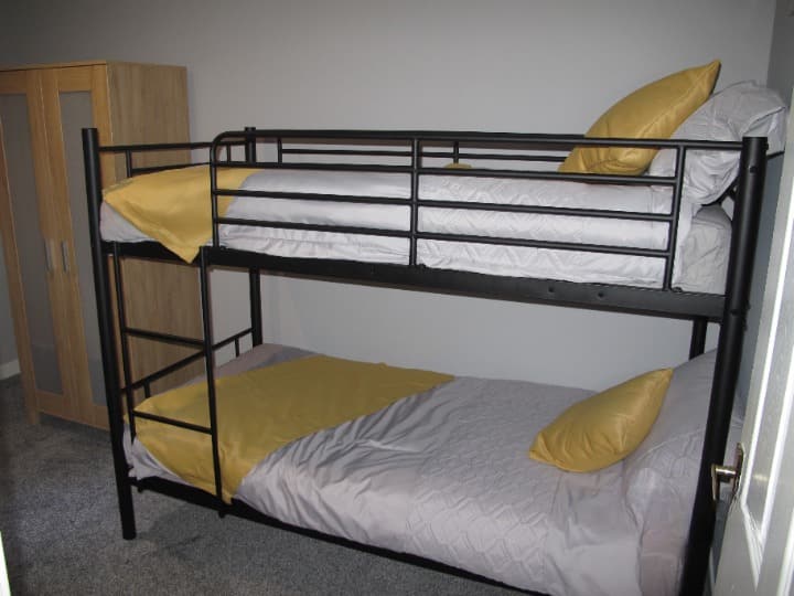 საძინებელი 2