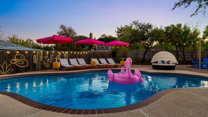 Sw Austin Villa W/ Pool, Spa, Game Room, Mini Golf - Austin, TX