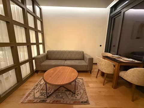 Top performing Airbnb: Luxurious and Comfortable Site | Modern with a Pool in Konak