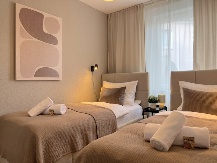 Si vous devez vous séparer, vous pouvez utiliser les lits simples dans la quatrième chambre.