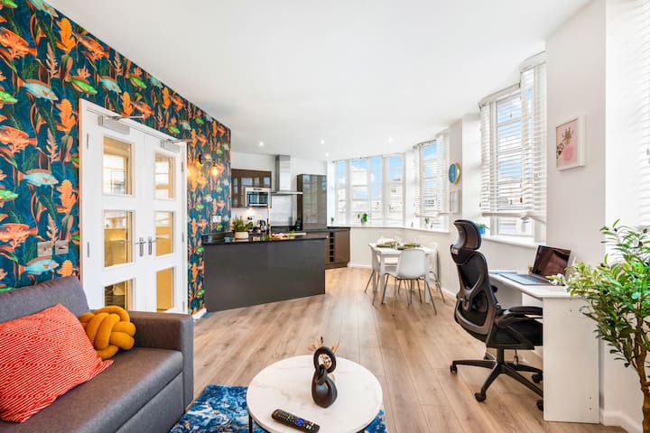 Brighton Apartment Near Lanes & Beach | Central - Brighton and Hove
