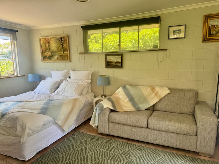 Secluded Guesthouse Lindisfarne 10 Min Hobart Cbd - Hobart