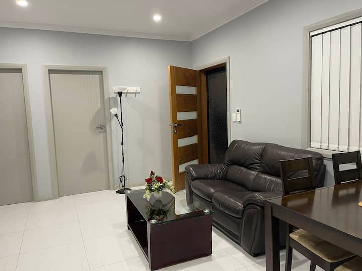 Granny Flat In Bankstown, Sydney - Fairfield
