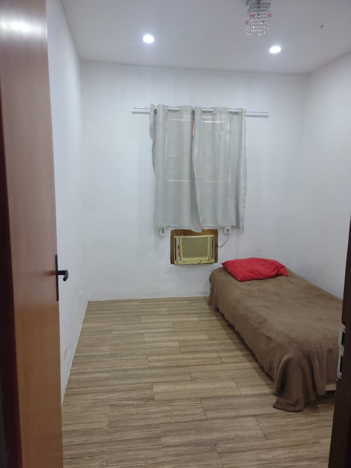 Dhomë gjumi 2