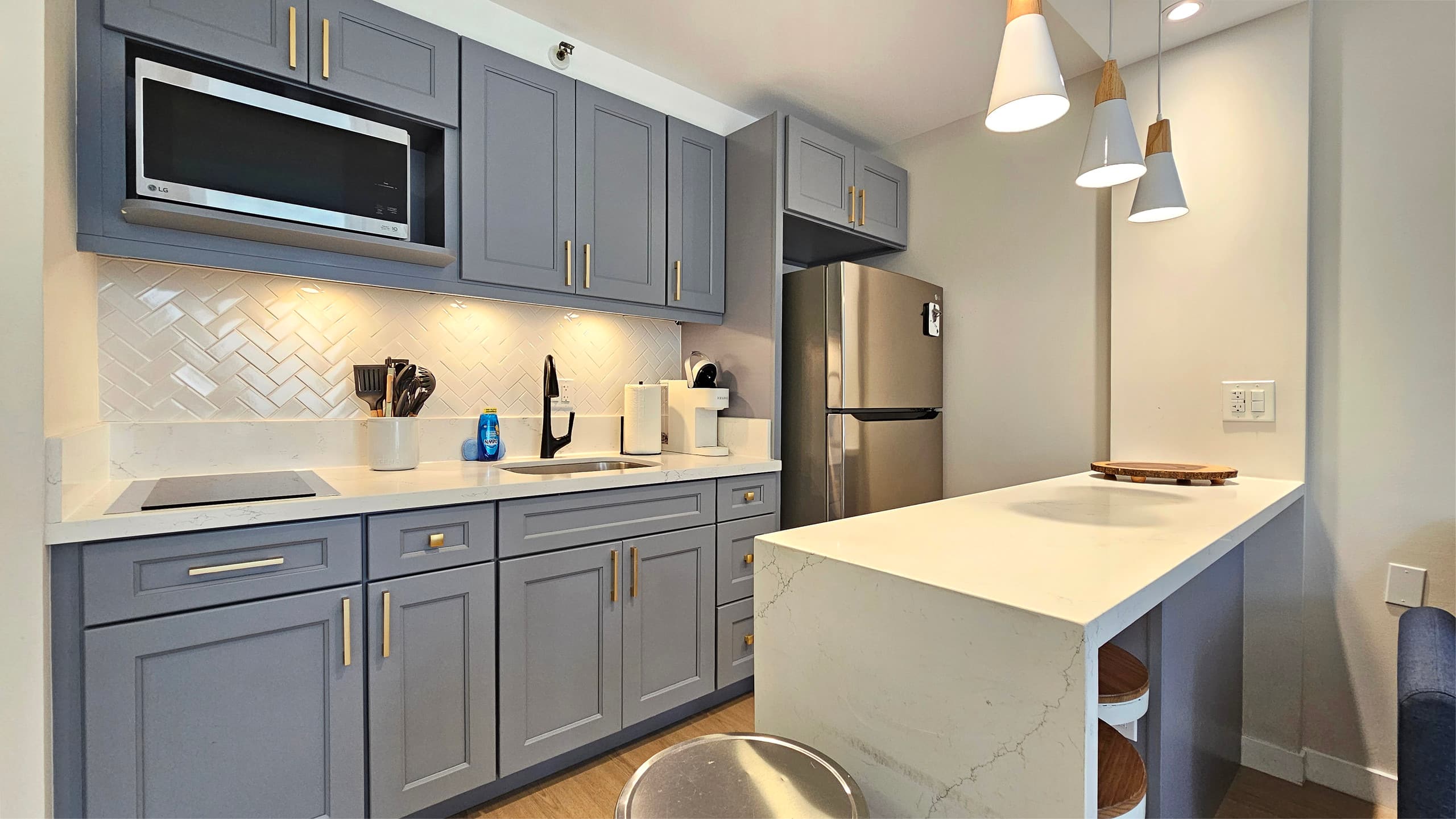 Mint Marine Surf Flat | Kitchen+FREE Parking⁎MS403 - Image 6