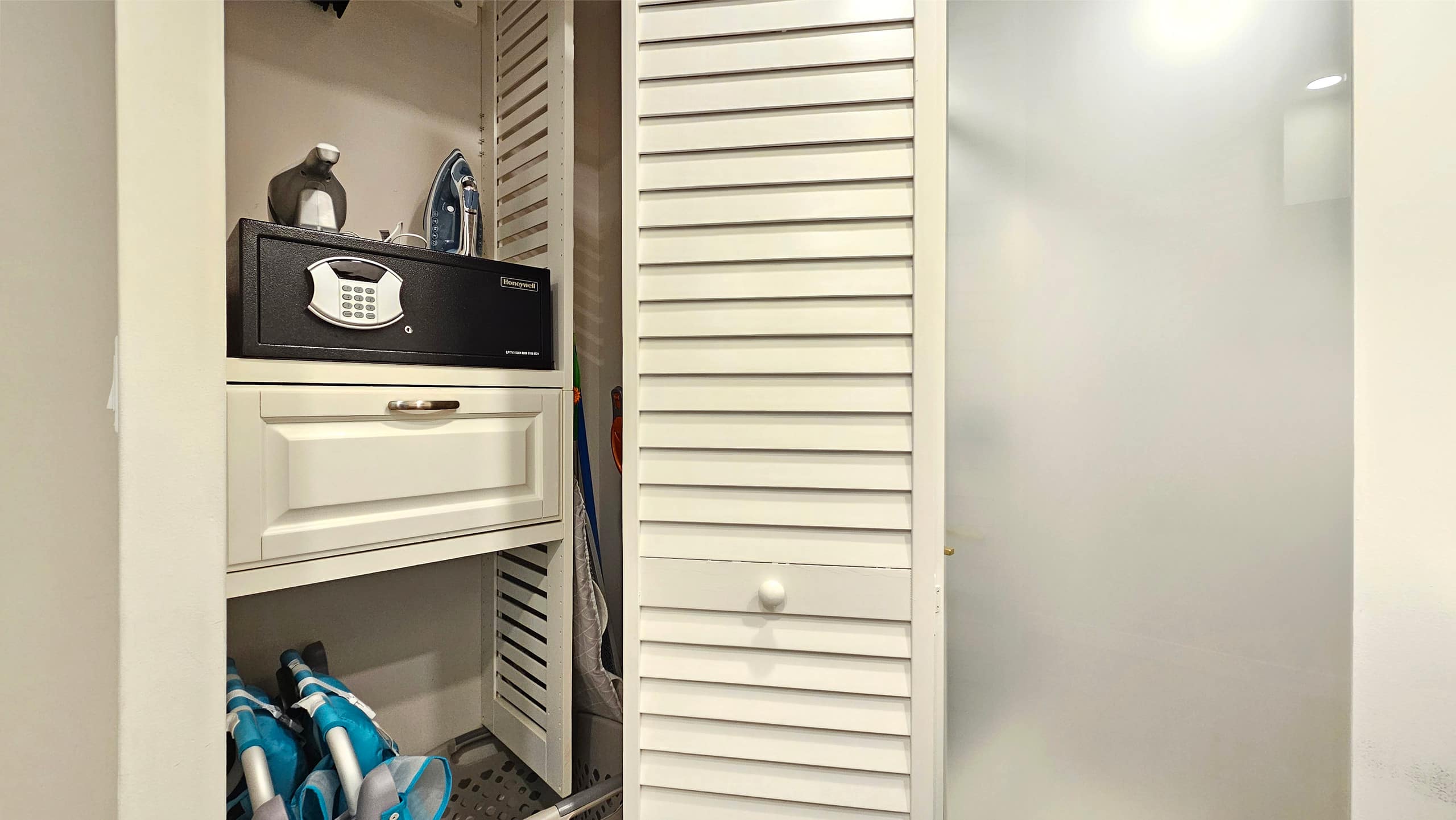 Mint Marine Surf Flat | Kitchen+FREE Parking⁎MS403 - Image 30