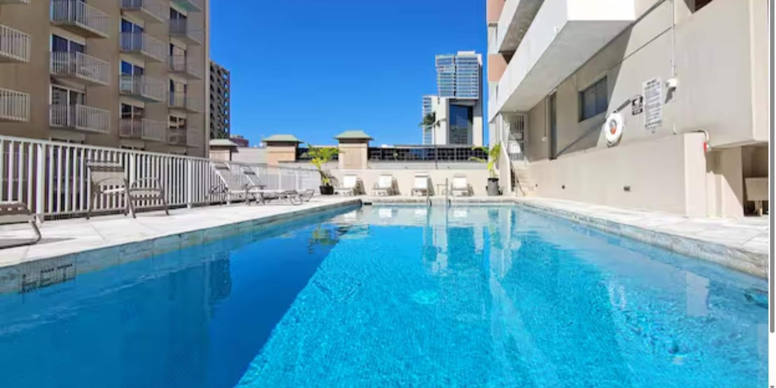 Mint Marine Surf Flat | Kitchen+FREE Parking⁎MS403 - Image 23