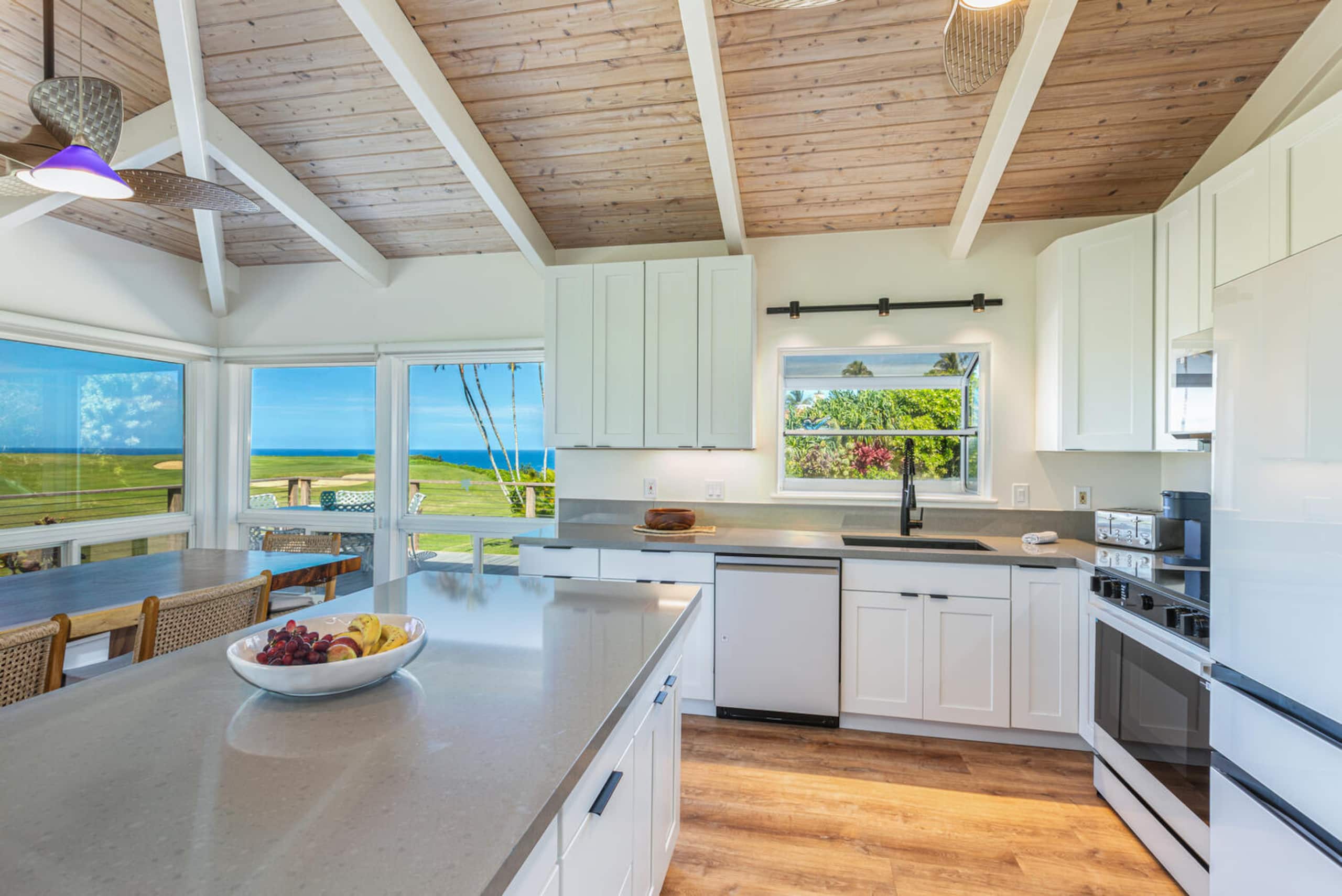 Home in Princeville · ★5.0 · 3 bedrooms · 3 beds · 3 baths - Image 6