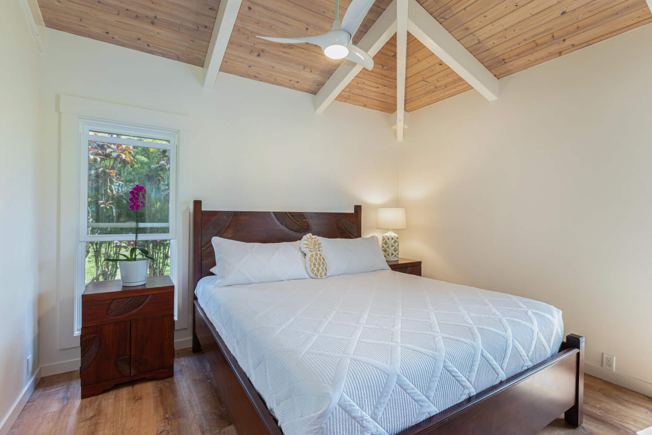 Home in Princeville · ★5.0 · 3 bedrooms · 3 beds · 3 baths - Image 17