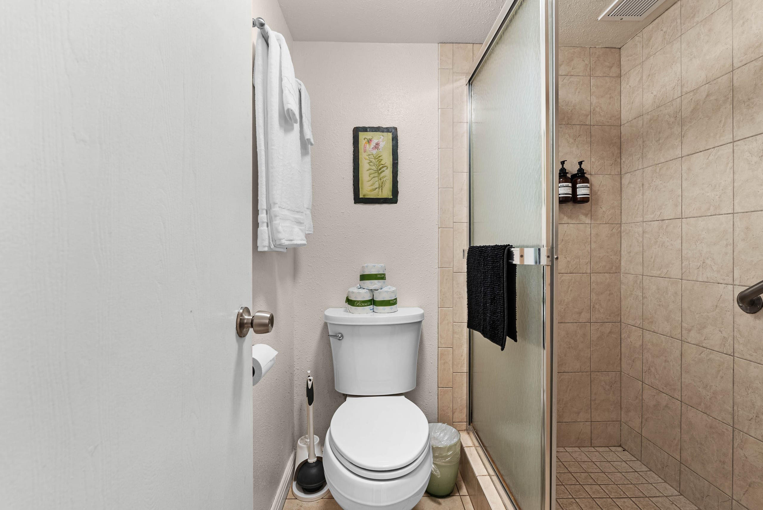 Condo in Kihei · ★5.0 · 1 bedroom · 2 beds · 1 private bath - Image 19