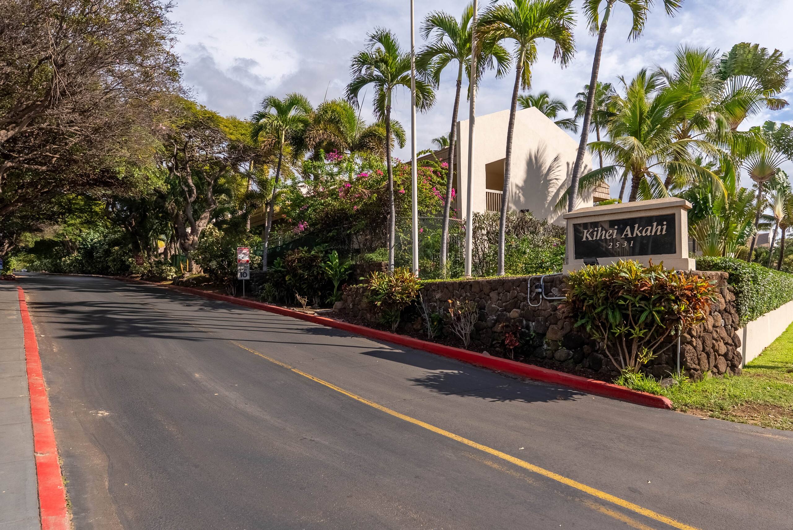 Condo in Kihei · ★5.0 · 1 bedroom · 2 beds · 1 private bath - Image 36