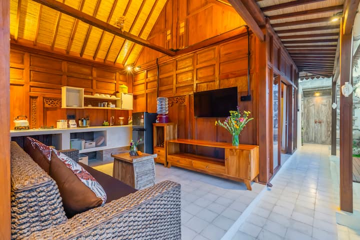 2 Br Villa 2 Bath, Private Pool, Rice Field View. - Indonesia