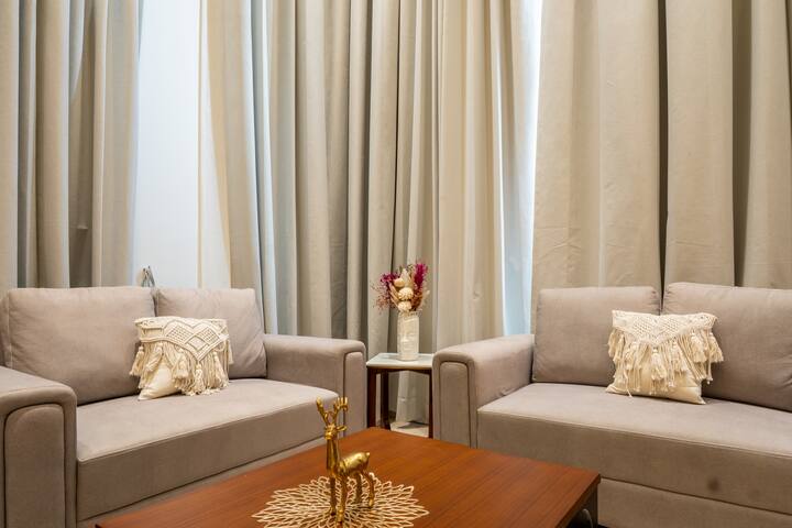 Living room image 8