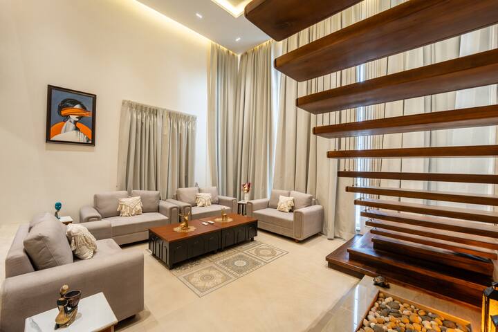 Living room image 12