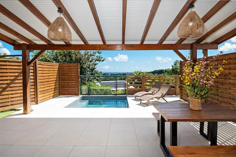 One-bedroom suite for a full escape in Petit-Bourg