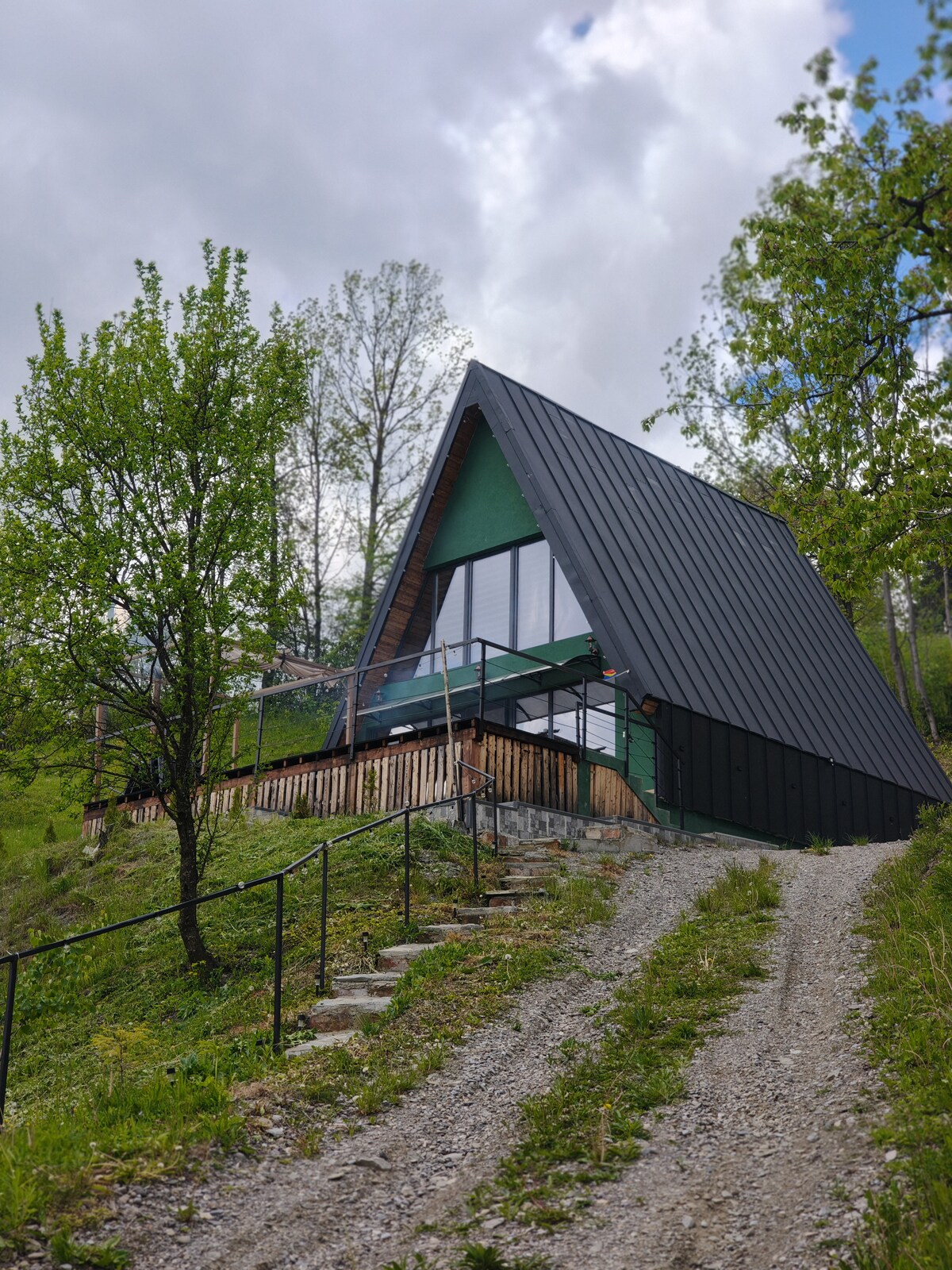 The house on the hill Valea Doftanei - Tiny houses for Rent in