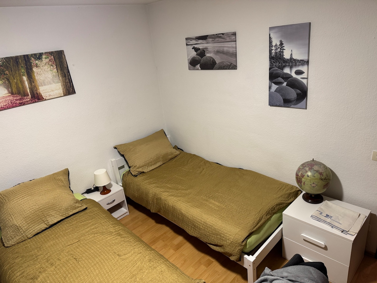 غرفة النوم 2