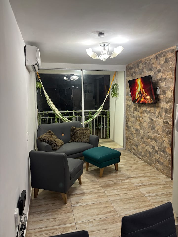 Apto Con Piscina, Central Y Excelente Precio - Santa Marta, Kolumbien