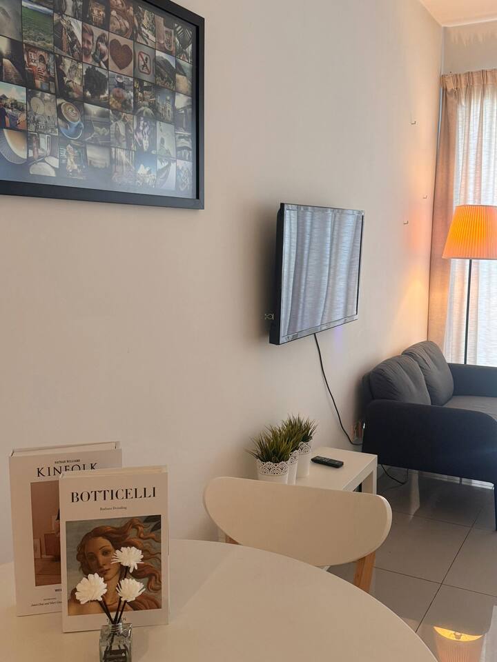 Cozy Modern Studio W Netflix@trefoil |Walk To Mall - Shah Alam