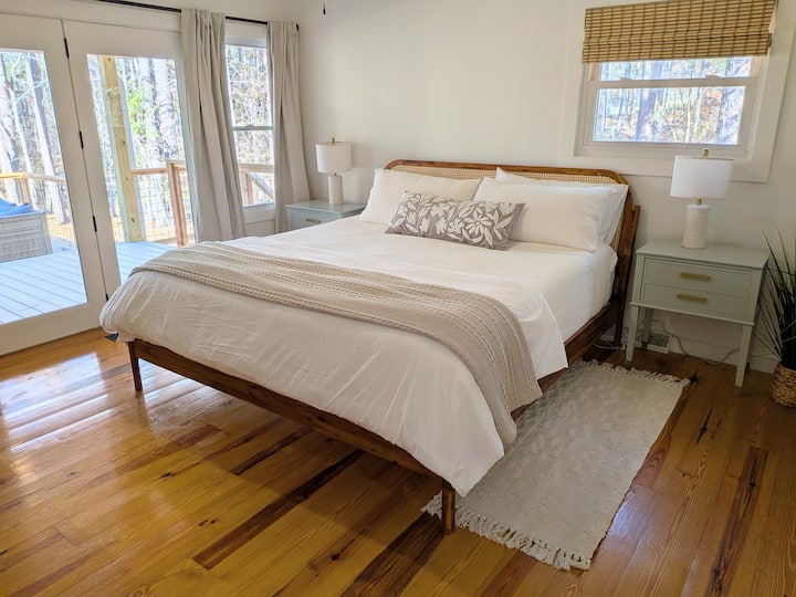 საძინებელი 1