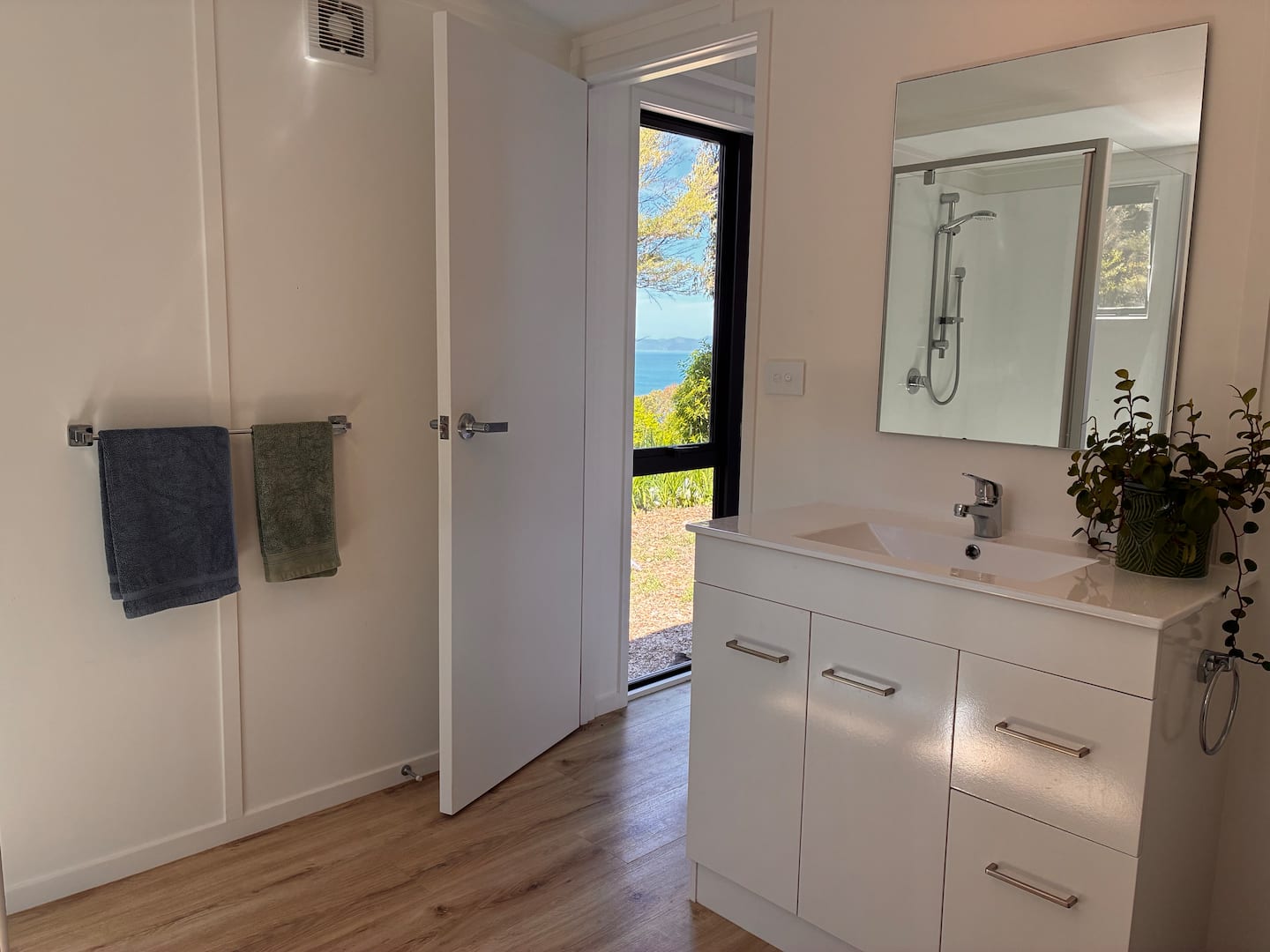 Kereru Tiny Home Golden Bay 5