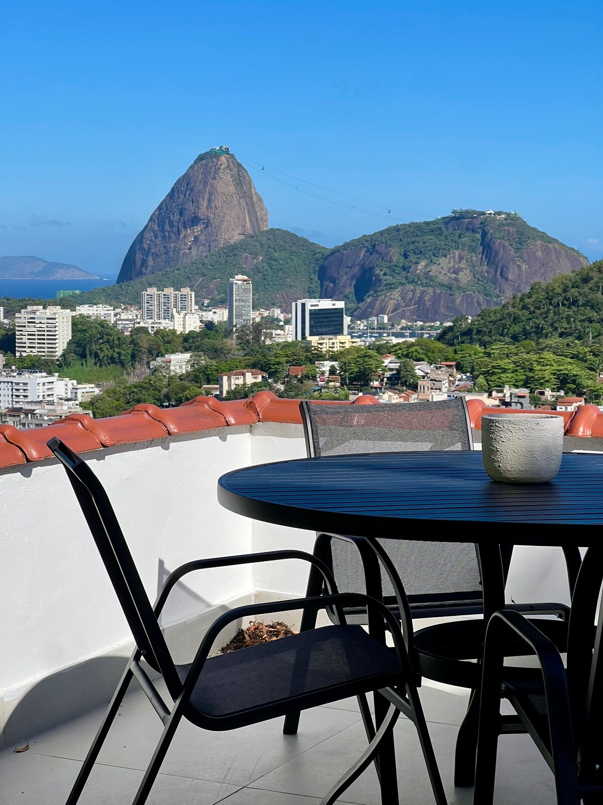 Rivière avec vue imprenable sur la baie de Guanabara! - Maisons à louer ...