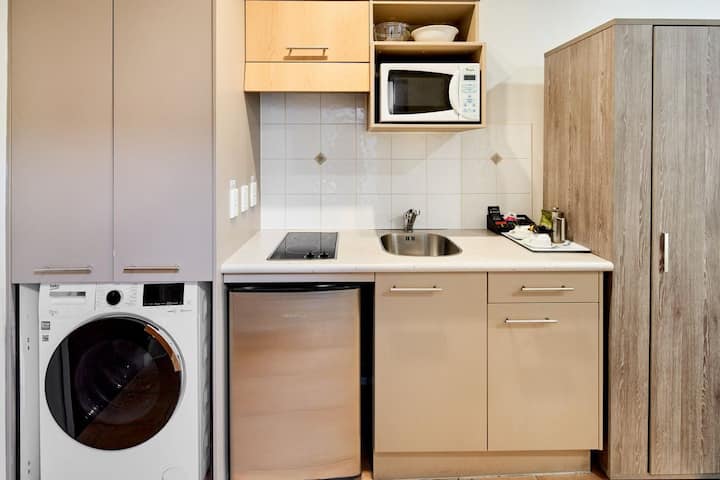 Cosy On The Terrace - Studio Apartment - Wellington