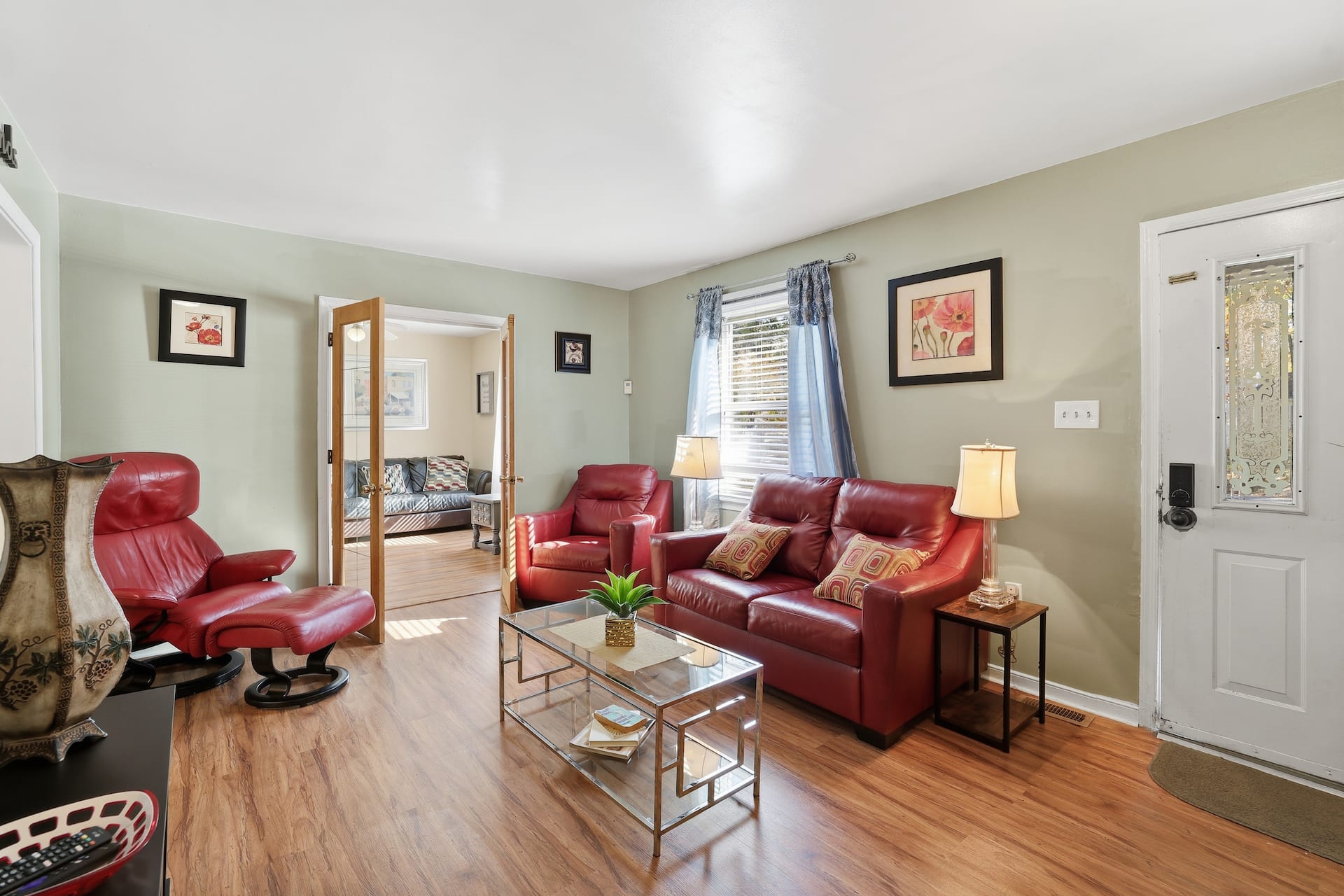Next Stop: Comfort • 3 BR Near Amtrak Station