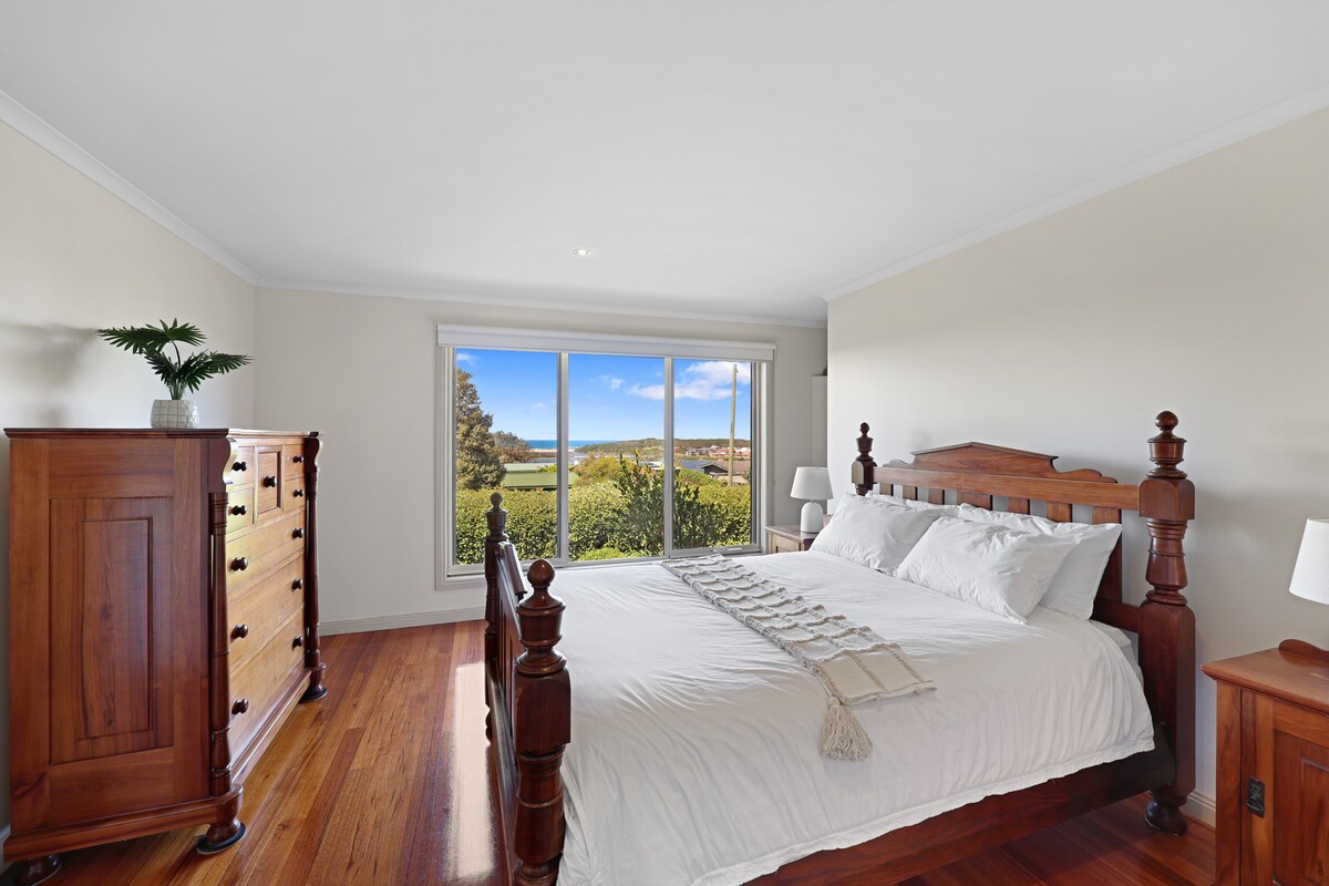 غرفة النوم الرئيسية