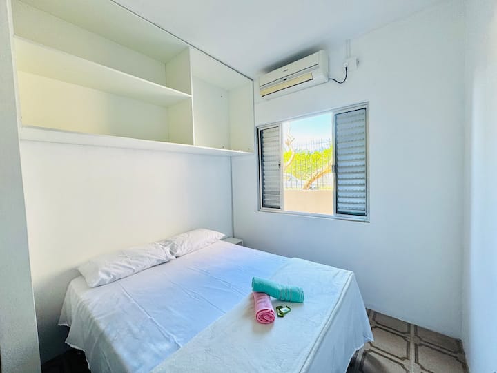 Foto de todo o quarto