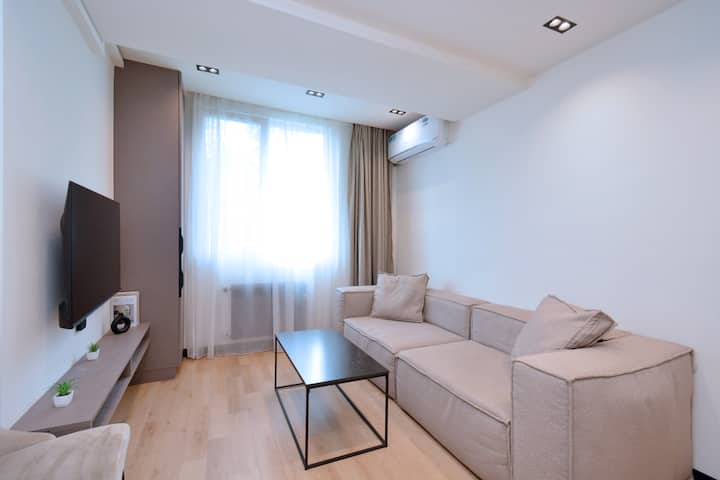 Chic City Apartment I By Domel Yerevan - Yerevan
