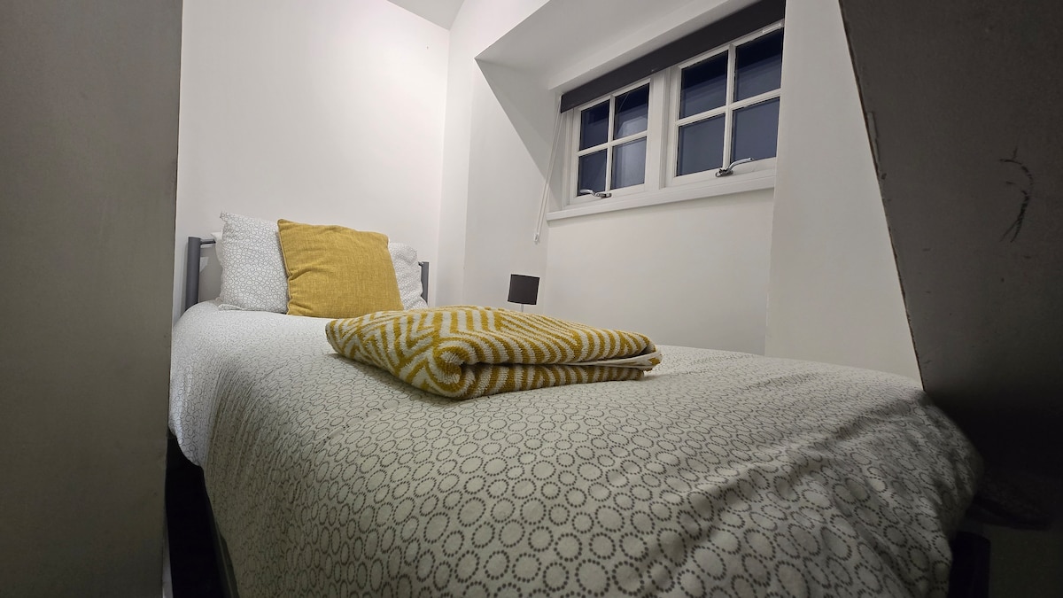 Donde el día comienza con la luz del sol y termina con suaves susurros de confort, el corazón de la relajación.