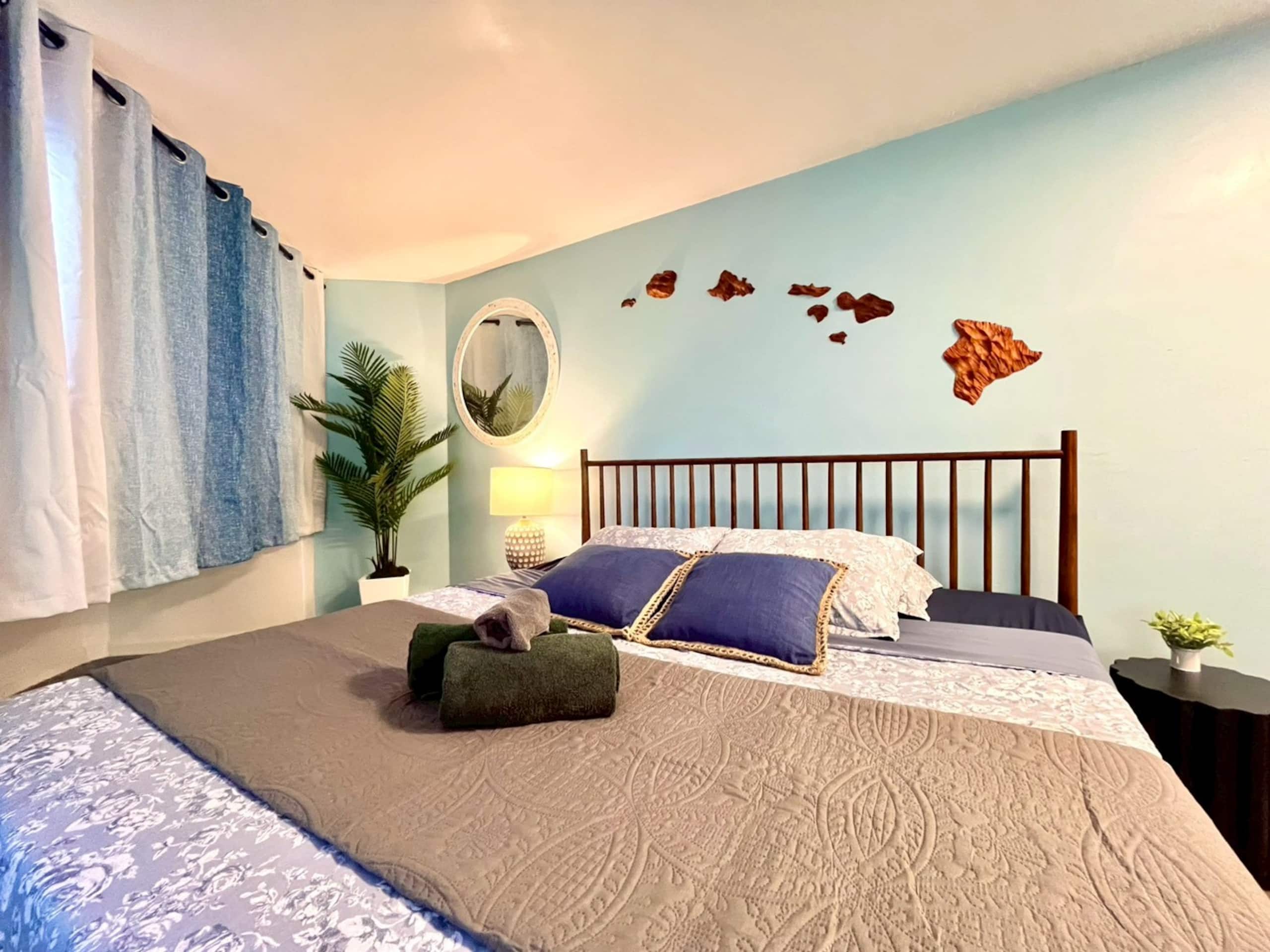 Condo in Honolulu · ★4.91 · Studio · 1 bed · 1 bath - Image 24