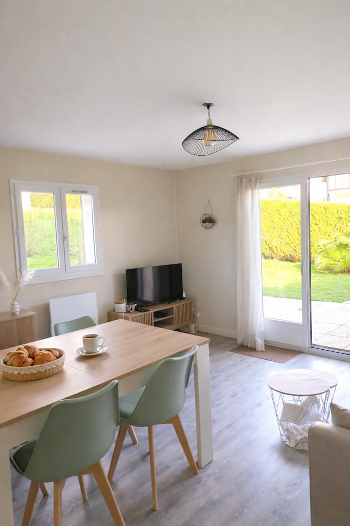 Le Banc Dhoulgate, Cottage Terrasse Et Jardin - Houlgate