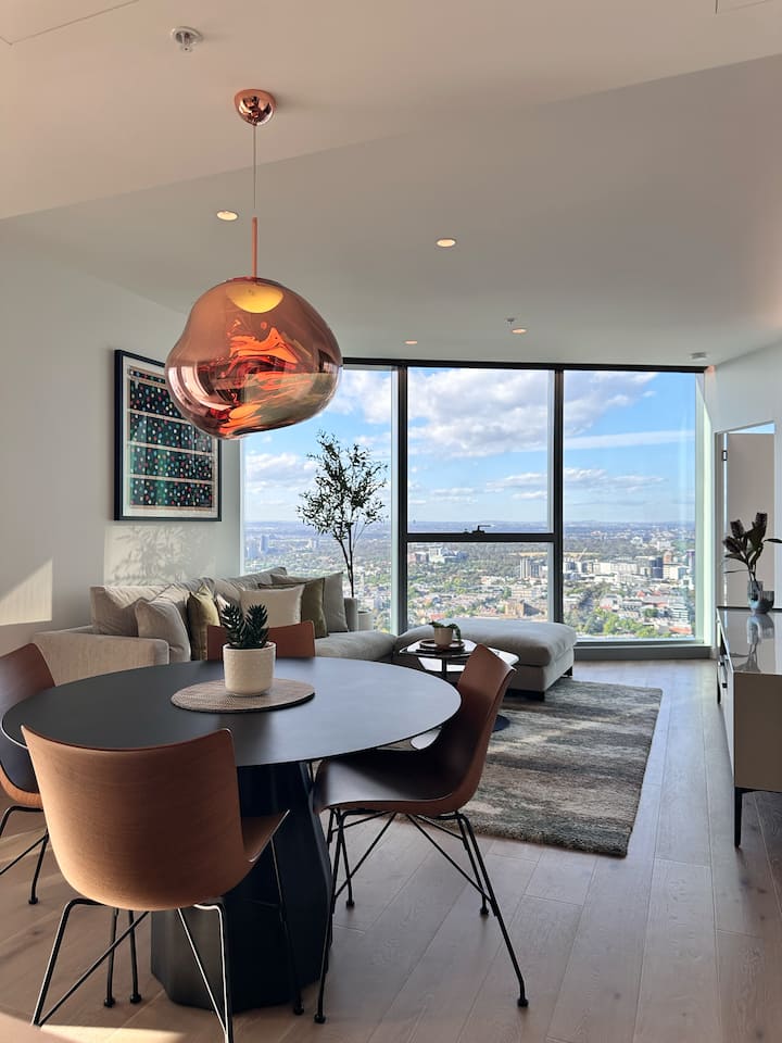 Modern 3-Bedroom Luxury Stay - Apartments for Rent in Melbourne ...