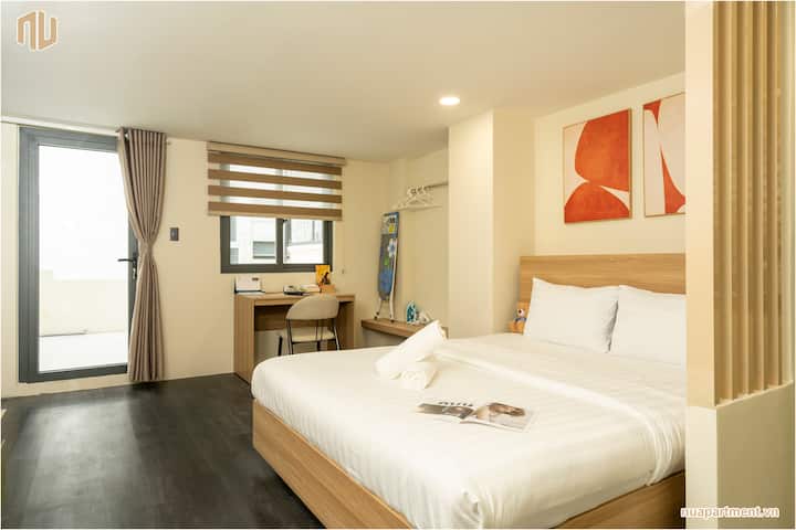 Nu Japan Town D1 | Rooftop 1br | Balcony & Kitchen - ホーチミン