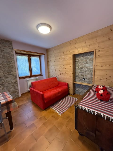 Proprietà Airbnb di successo: Vacation Home - Mazzo Mortirolo House a Sondrio