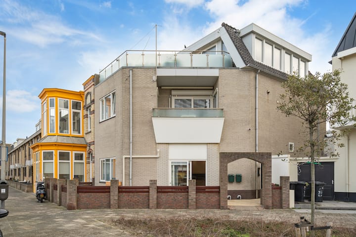 Seebrise Apartment Spacious Apartment With Privat - Zandvoort