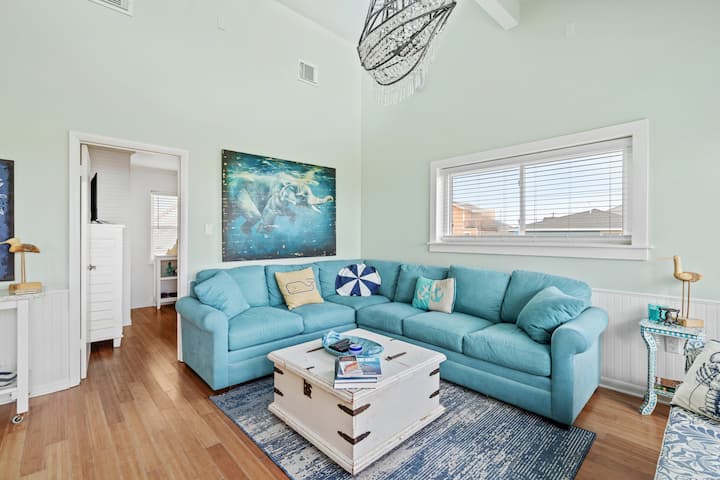 Cozy Beachfront House, Steps To Sand, Sea Isle - Galveston, TX