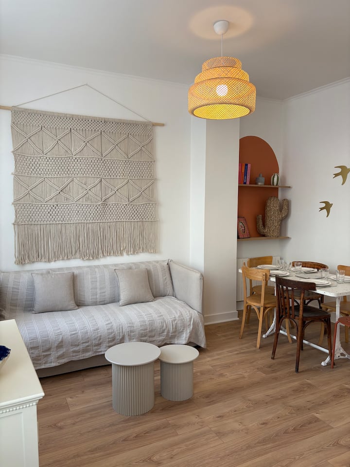 Appartement Neuf - Vue Latérale Mer - Plage -50m. - Deauville