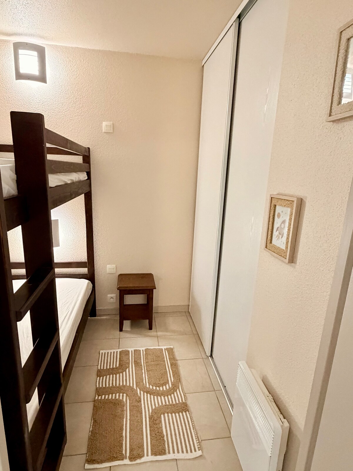 غرفة النوم 2