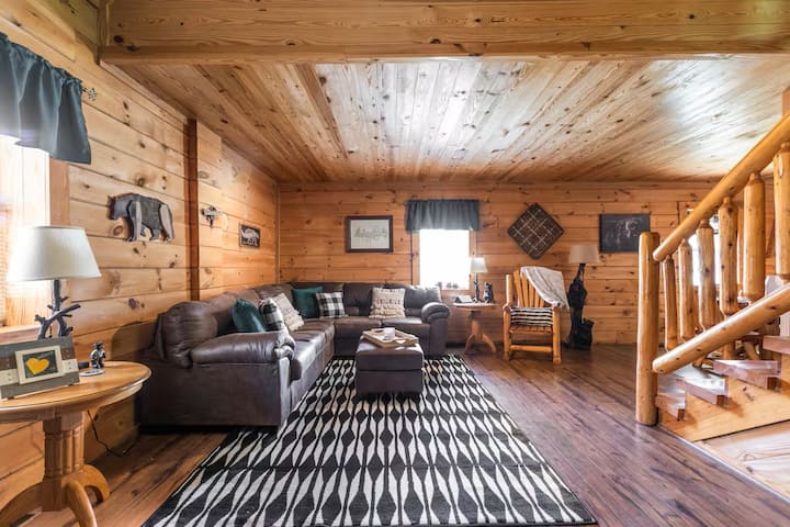 Cozy Bear Cabin | Log Cabin Soul, Nashville Heart - Indiana