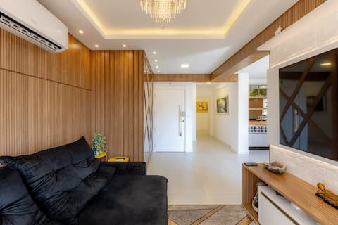 Top Airbnb: Complete apartment: With barbecue area 500 meters from the sea em Itapema