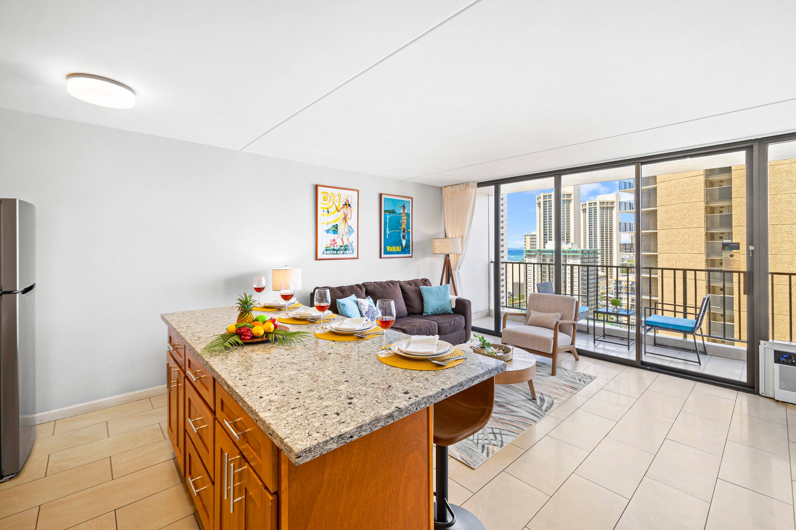 Condo in Honolulu · ★4.77 · 1 bedroom · 3 beds · 1 private bath - Image 10